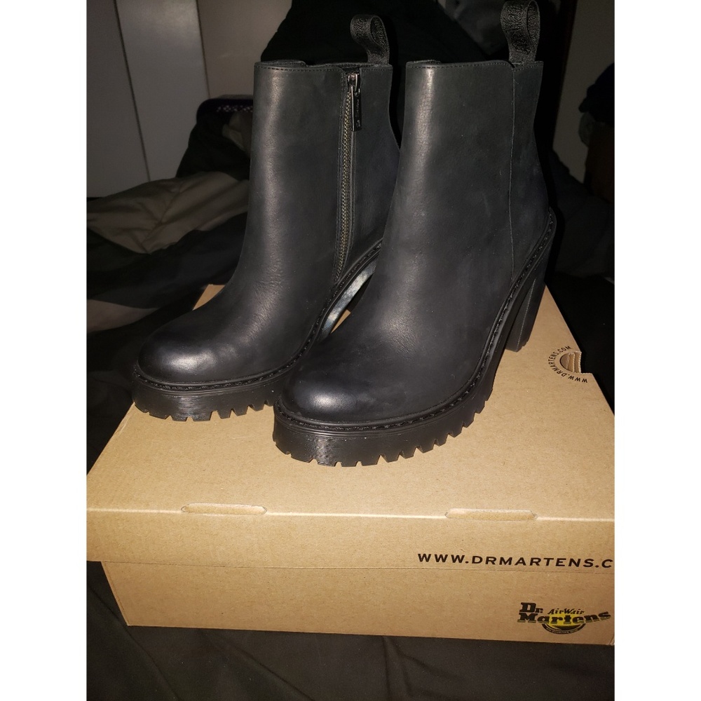 Dr. Martens Magdalena heels